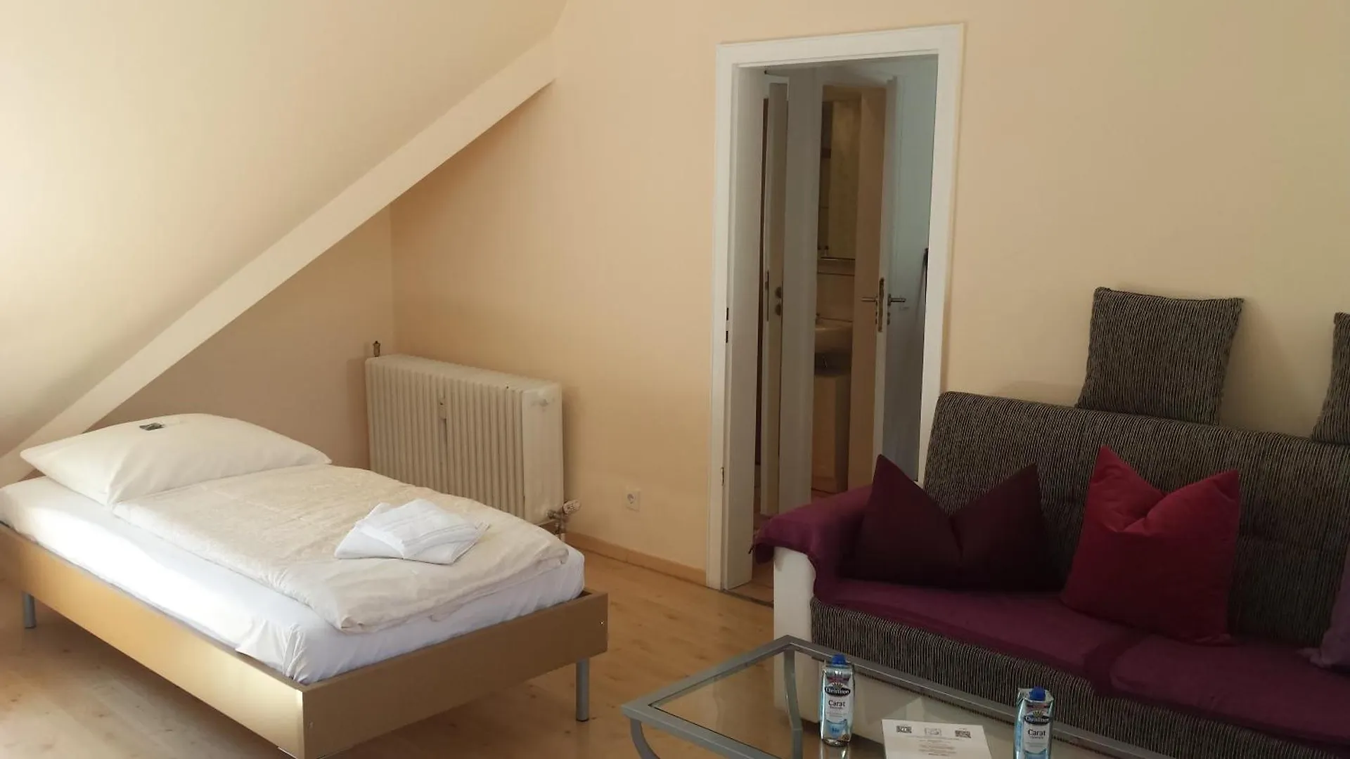 ** Hotel Barcelona Bed & Breakfast Düsseldorf Allemagne